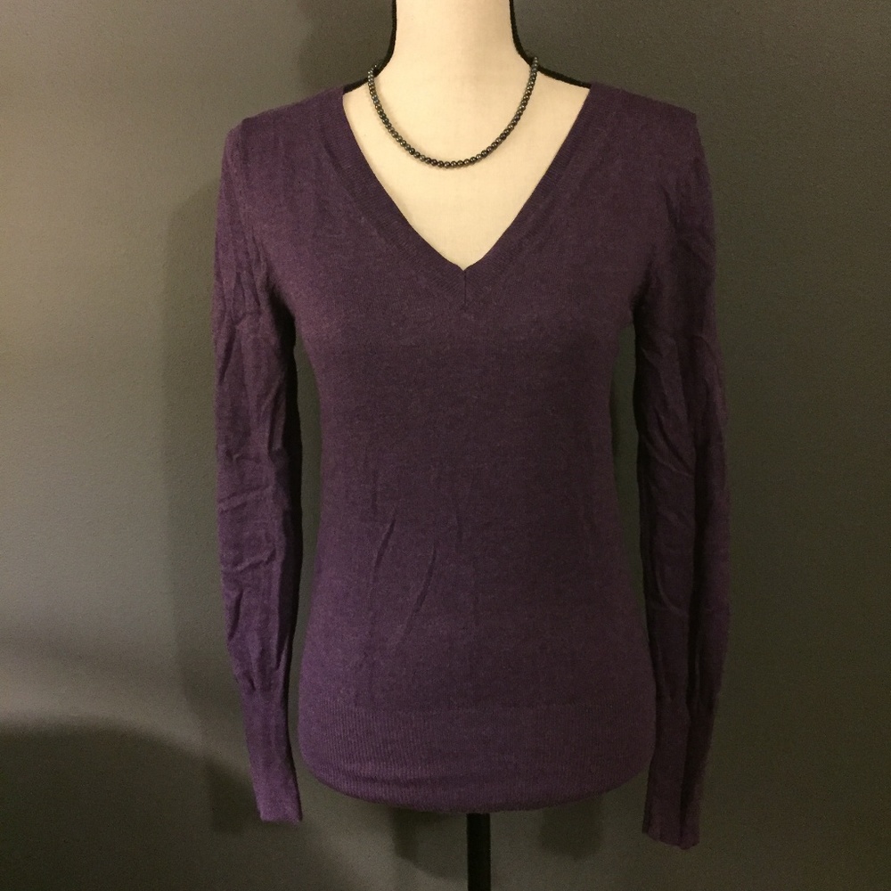 Mossimo Purple V-Neck Long Sleeve Sweater